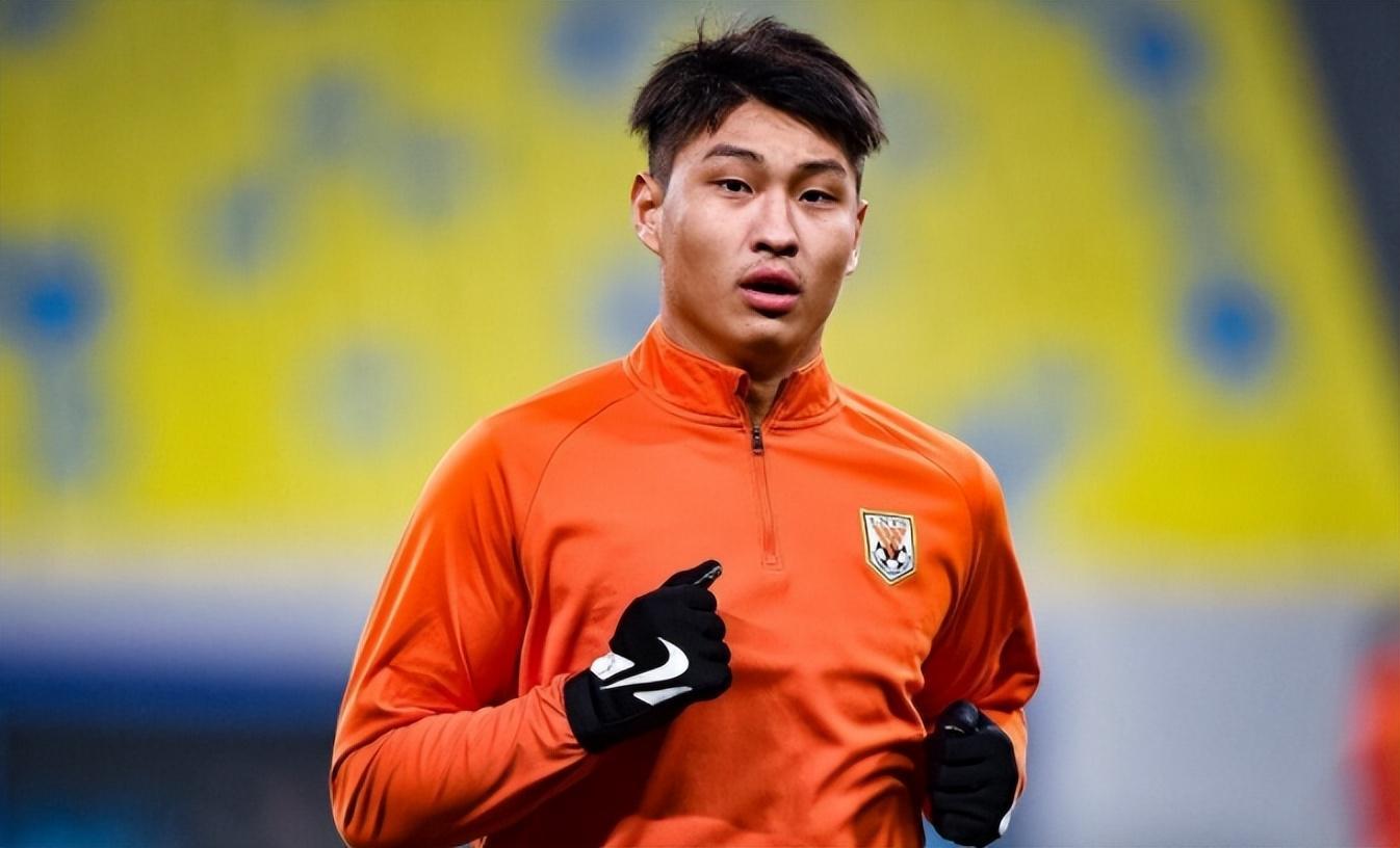 博鱼官网-辽宁铁人出战中超前,中锋位置已喜添本土新锋霸助阵,值得期待